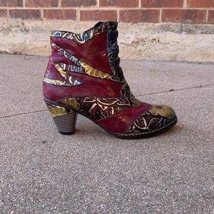 L`Artiste Hempel Booties